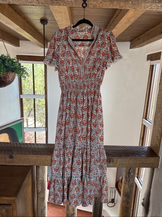 Max Studio Dresses & Skirts - Max Studio Rust and White Floral V-Neck Tiered Maxi Dress